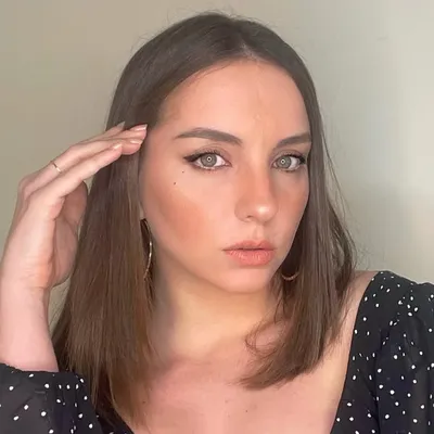 Patricia Naya Weil profile