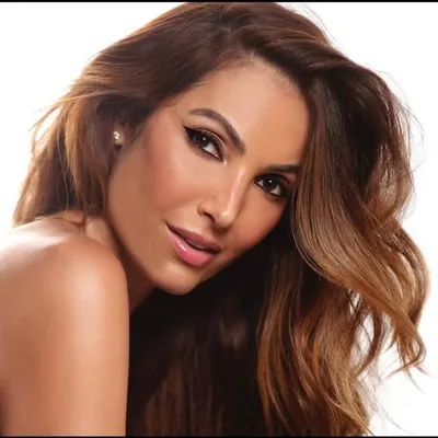 PATRÍCIA POETA profile