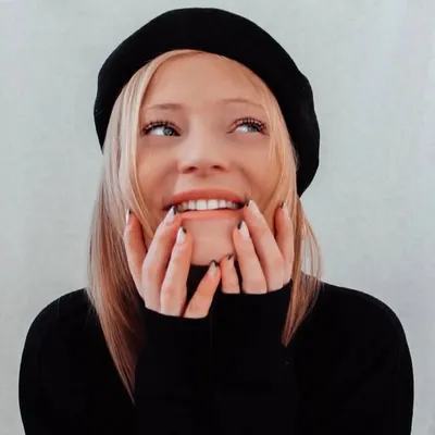 p a t r y c i a ♡ profile
