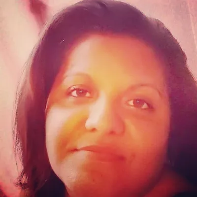 Paty Domingues profile