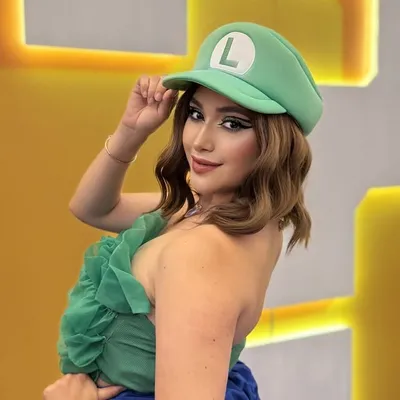 Paula Daza (PauDazzle) profile