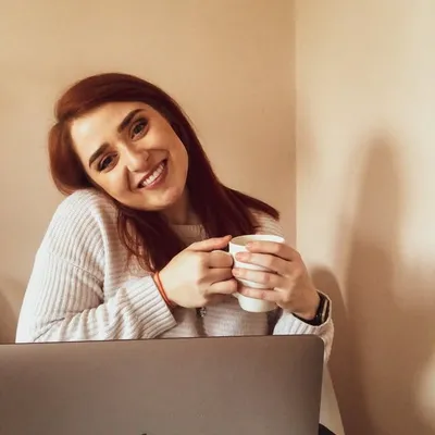 Paula | Software Engineer👩💻 profile