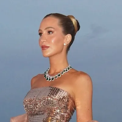 Paula Aziz profile