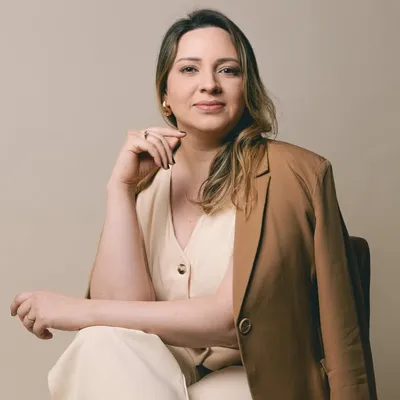 Paula Ayub Martin profile