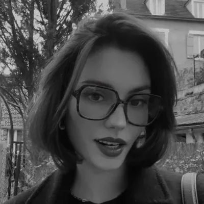 Pauline Clément profile