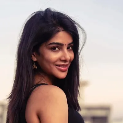 Pavithra Lakshmi ๐ธ profile
