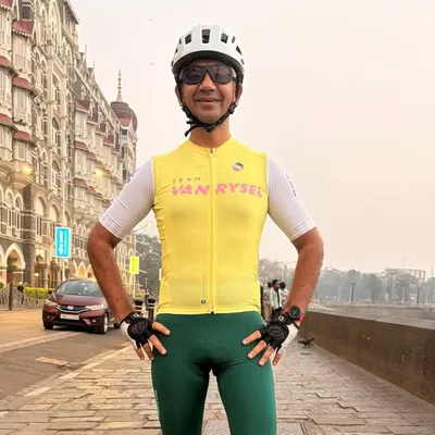 Vijay Malhotra profile