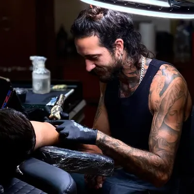 Pedro Lanzoni Tattoo profile