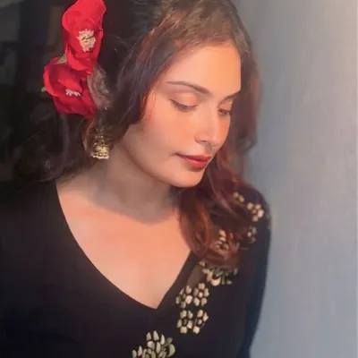 Parsi Peenaz profile
