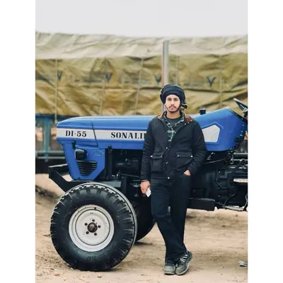 Peet Gurna profile