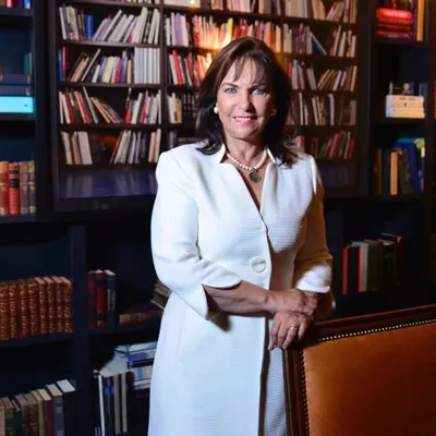 Peggy Cabral profile