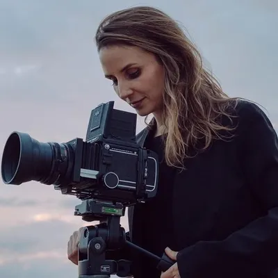 Petra Costa profile