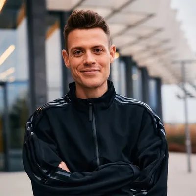 PHILIPP PFLIEGER profile