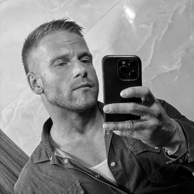 Philipp Tihelka profile