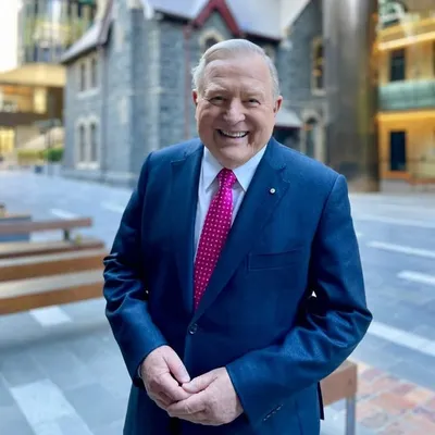 Peter Hitchener OAM profile