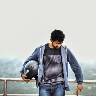 Akshay profile