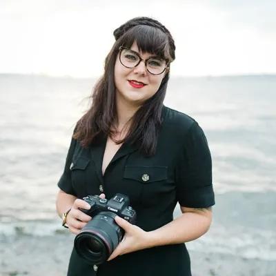 Betty Elaine Simpson profile