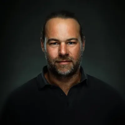 Julian Gabriel Instagram profile photo