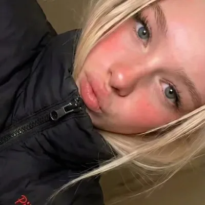 Sarah โ ๐๐๐๐๐๐๐๐ ๐๐๐๐๐ ๐ profile