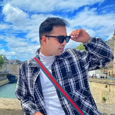 Pɪɴᴋᴇsʜ Vᴀɪsʜɴᴀᴡ :) 🇮🇳✈ profile