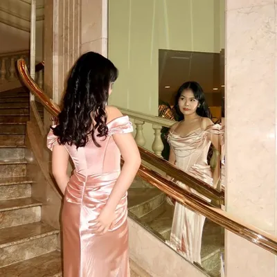 Pam Gloria profile