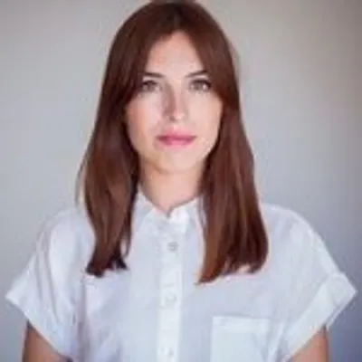 Capucine profile