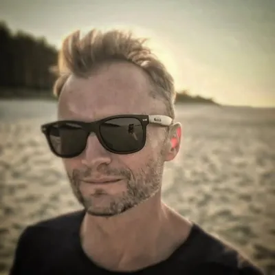 Piotr Jacoń profile