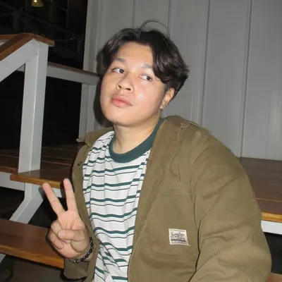 Paripat Kewmook profile
