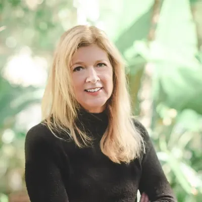 Lisa Pleasants founder of Pleasant Life LLC profile