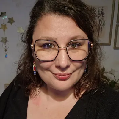 Stephanie Dufour profile