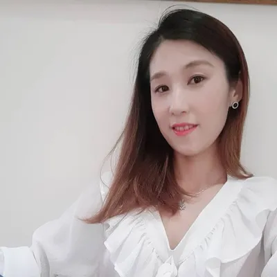 니나 profile