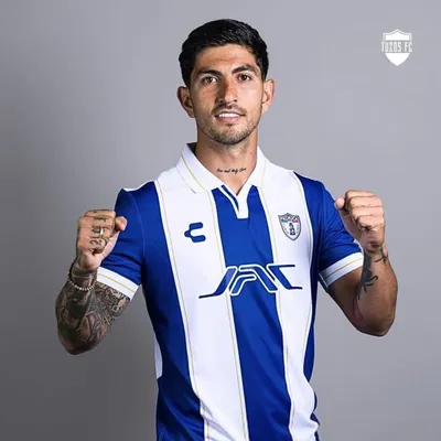 Víctor Guzman profile
