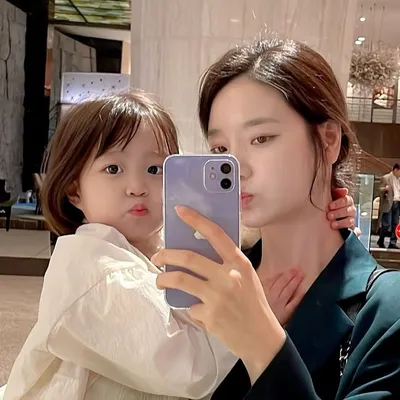 포도사나 _ youn seol profile