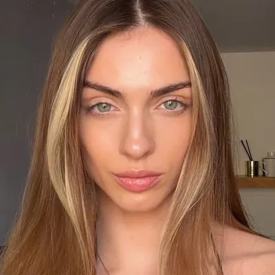 WIKTORIA ŻUKOWSKA•| LIFESTYLE | MACIERZYŃSTWO | TRENINGI profile