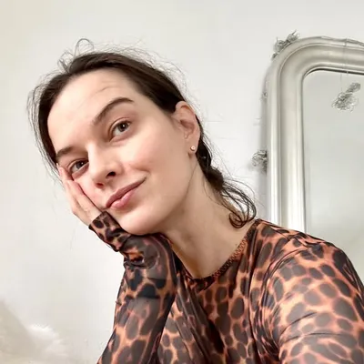 Maria Pogue | Fashion & Cinema profile