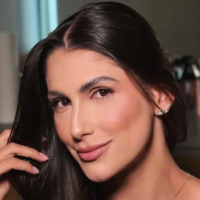 Poliana Mazzo profile