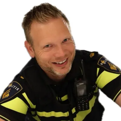 Politie Dennis Schuring profile