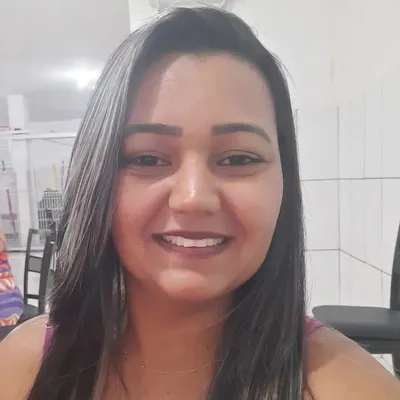 Pollyanna Oliveira profile