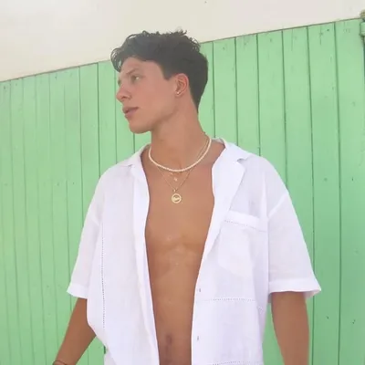 Pol Roca profile