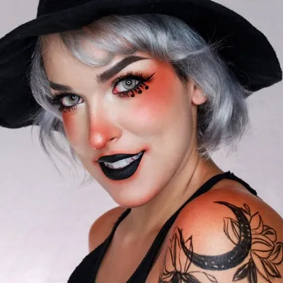 Fernanda Machado profile