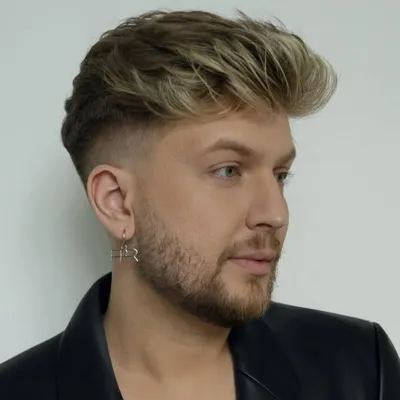 Roman Ponomarev profile