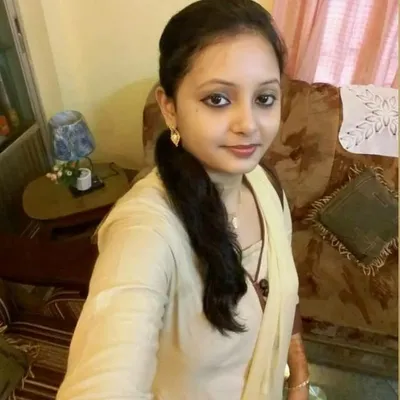 pooja chouhan profile