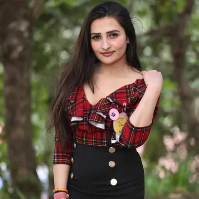 Pooja Singh Thakur profile