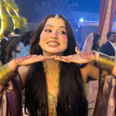 Pooja🫶🏻 profile
