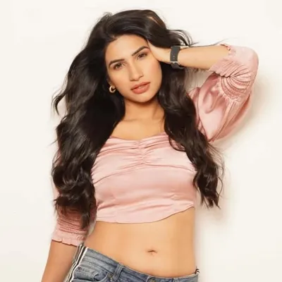 Pooja Brambbatt profile