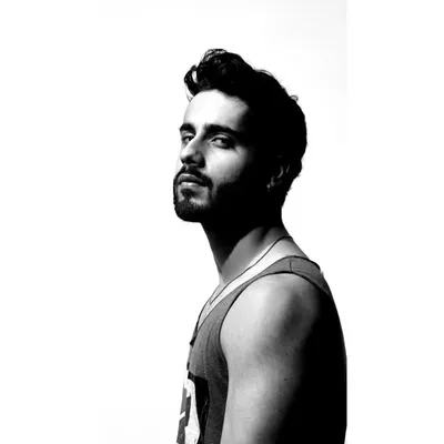 Poojan Chhabra profile