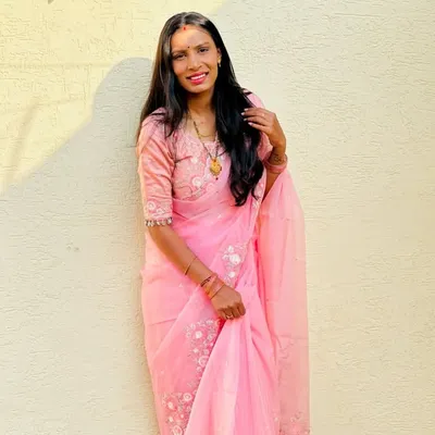 pooja profile