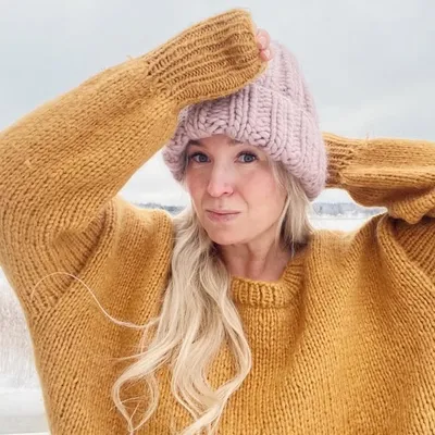 Poolaknits | Paula Narkiniemi profile