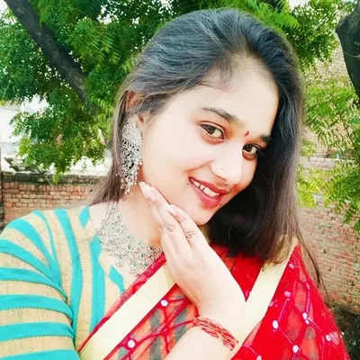 Km Poonam profile
