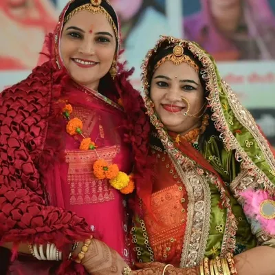 पूनम चौधरी,नारी शक्ति, ग्लोबल फैशन profile